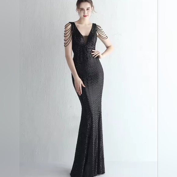 Glamorous Black Sequin Backless Dress - Picture 5 of 16